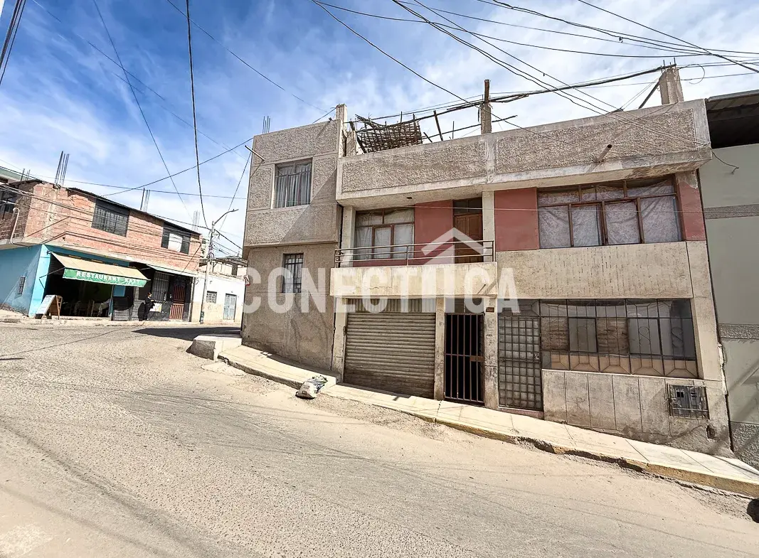 ¡Oportunidad única en pleno centro de Moquegua! Calle Calla - Imagen 2