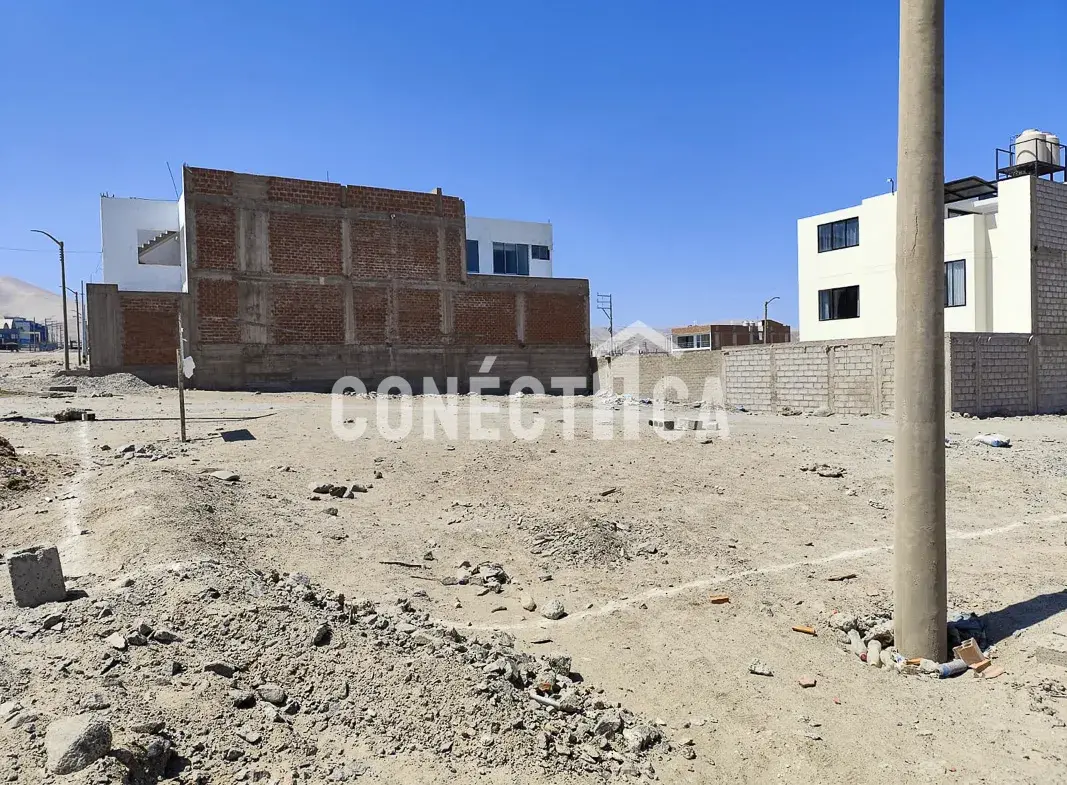 ¡Terreno en Esquina en Ciudad Jardín, Ilo! - Imagen 2