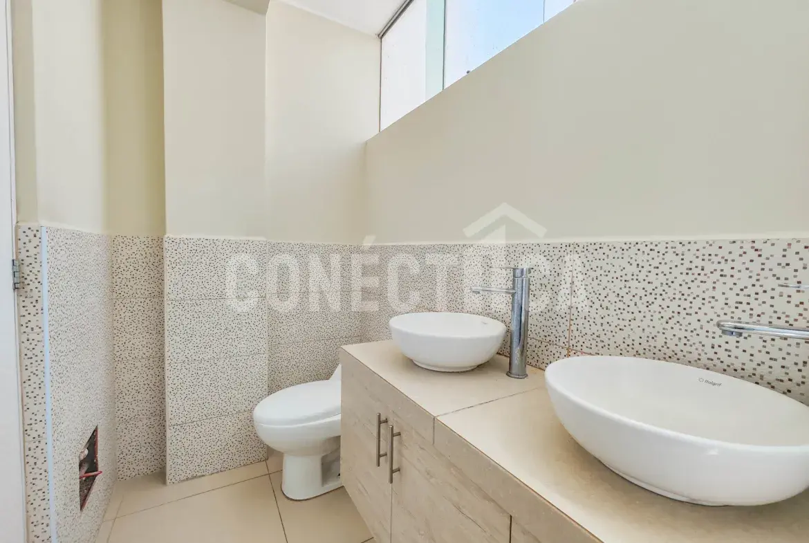 CASA EN RESIDENCIAL SOL DE POCOLLAY โ CIUDAD DE TACNA - Imagen 3