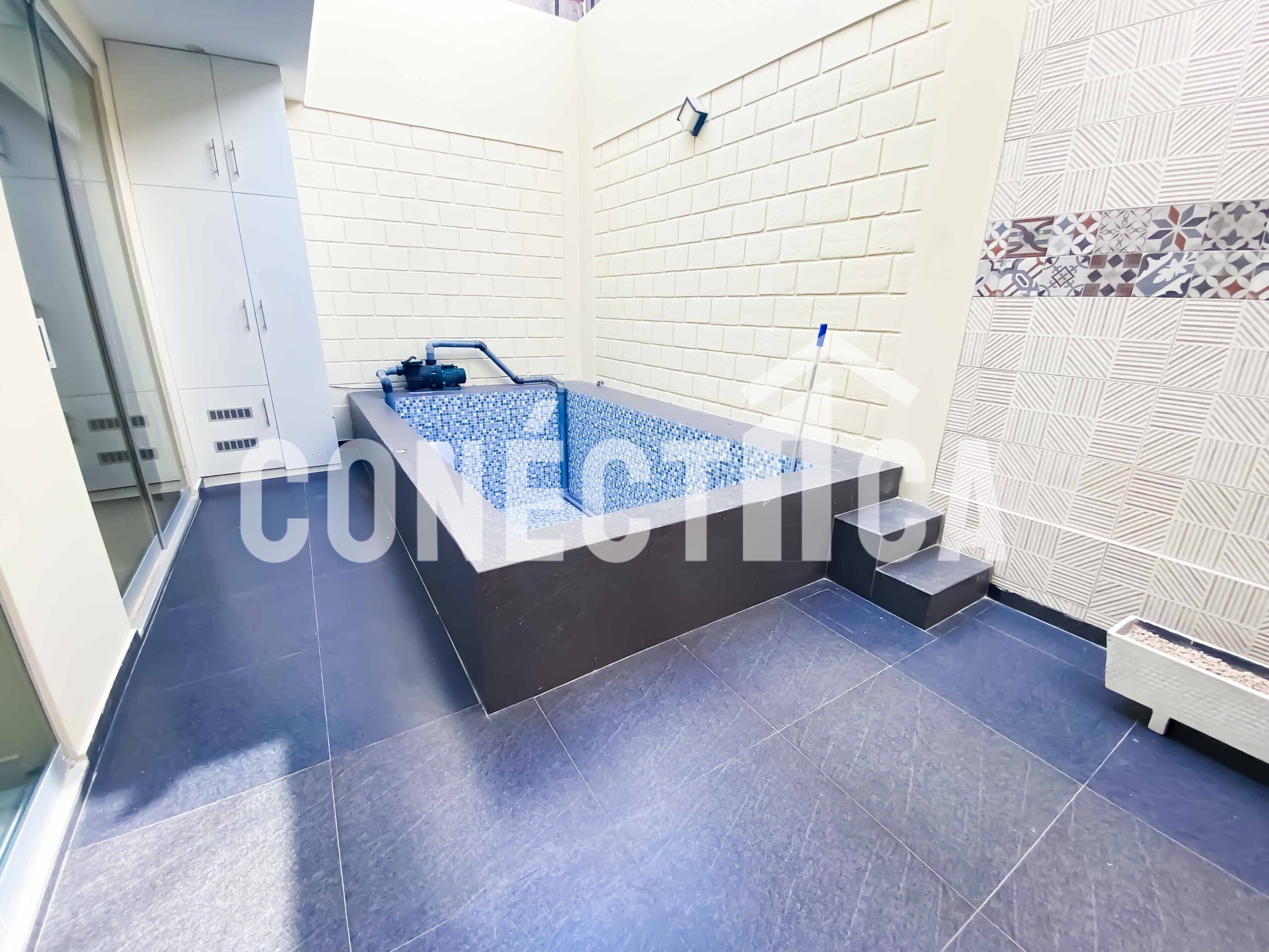 Venta de Casa de 3 Pisos en Residencial Sol de Pocollay (Tacna) - Imagen 6