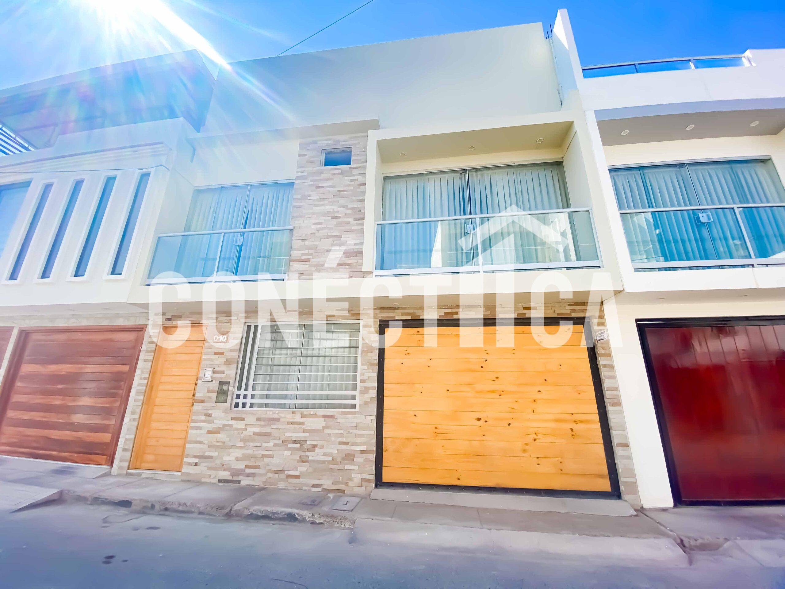 Venta de Casa de 3 Pisos en Residencial Sol de Pocollay (Tacna) - Imagen 11