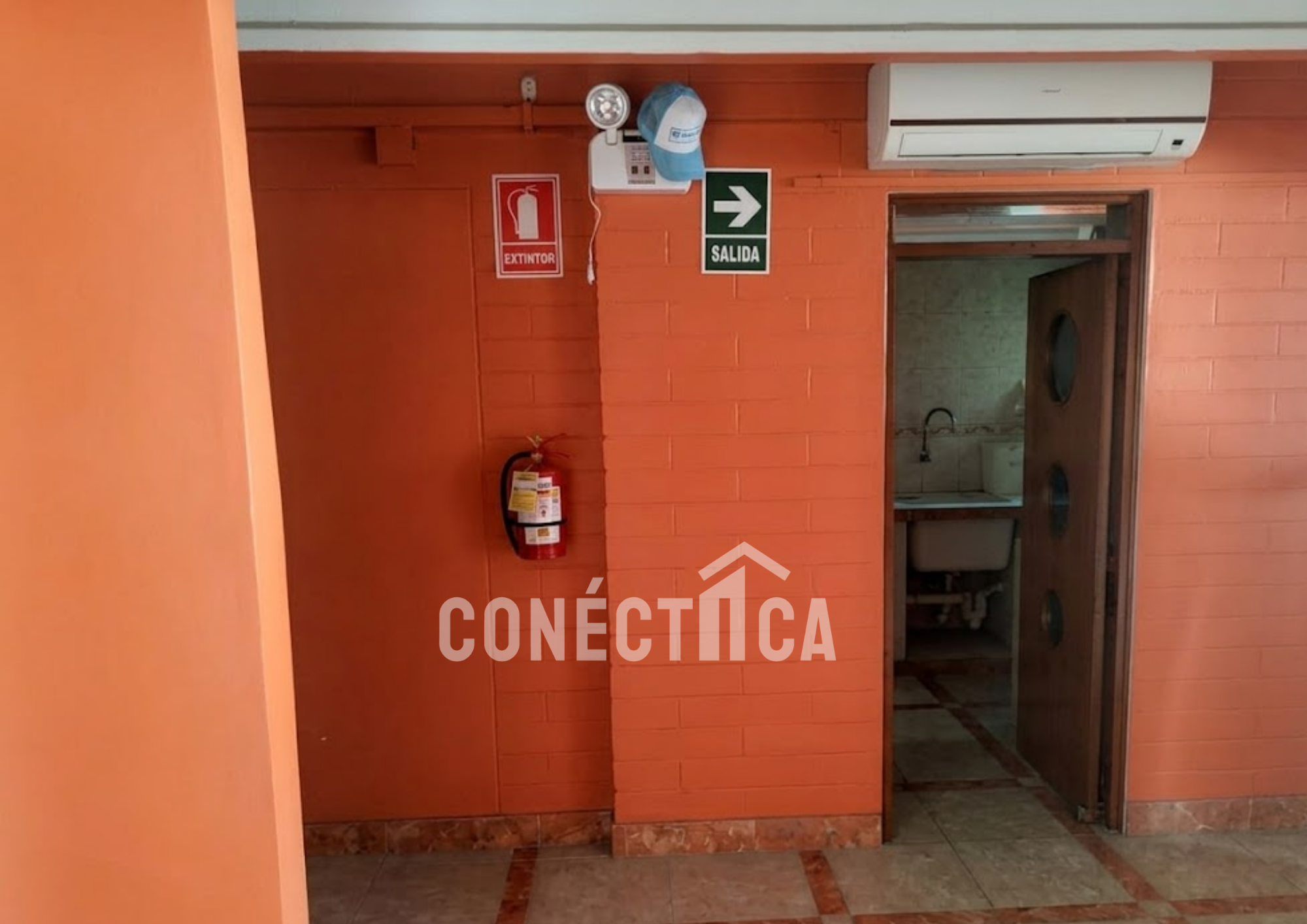 LOCAL COMERCIAL + DEPARTAMENTO + AZOTEA EN VENTA - CIUDAD NUEVA, ILO - Imagen 12
