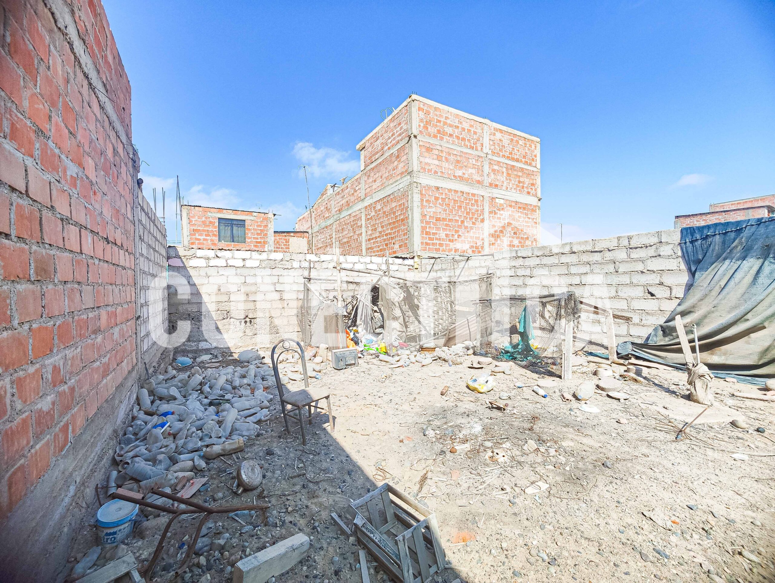VENTA DE TERRENO A PASOS DE LA AV. BOHEMIA TACNEÑA (G.A.L.) TACNA - Imagen 4
