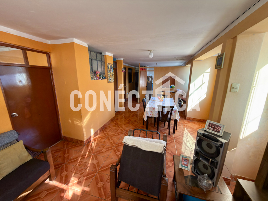 SE VENDE CASA 02 PISOS EN ESQUINA EN CALLE MANUEL UBALDE CON ANCASH, MCAL NIETO, MOQUEGUA 🏠✨📍 - Imagen 3