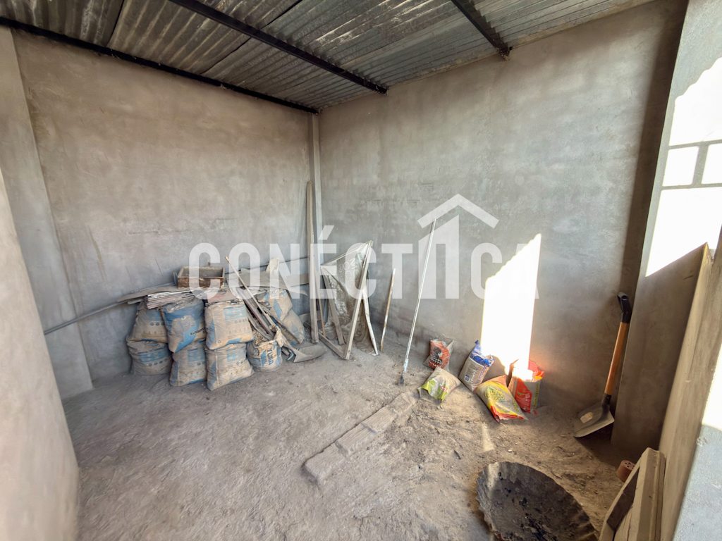 SE VENDE CASA 02 PISOS EN ESQUINA EN CALLE MANUEL UBALDE CON ANCASH, MCAL NIETO, MOQUEGUA 🏠✨📍 - Imagen 6