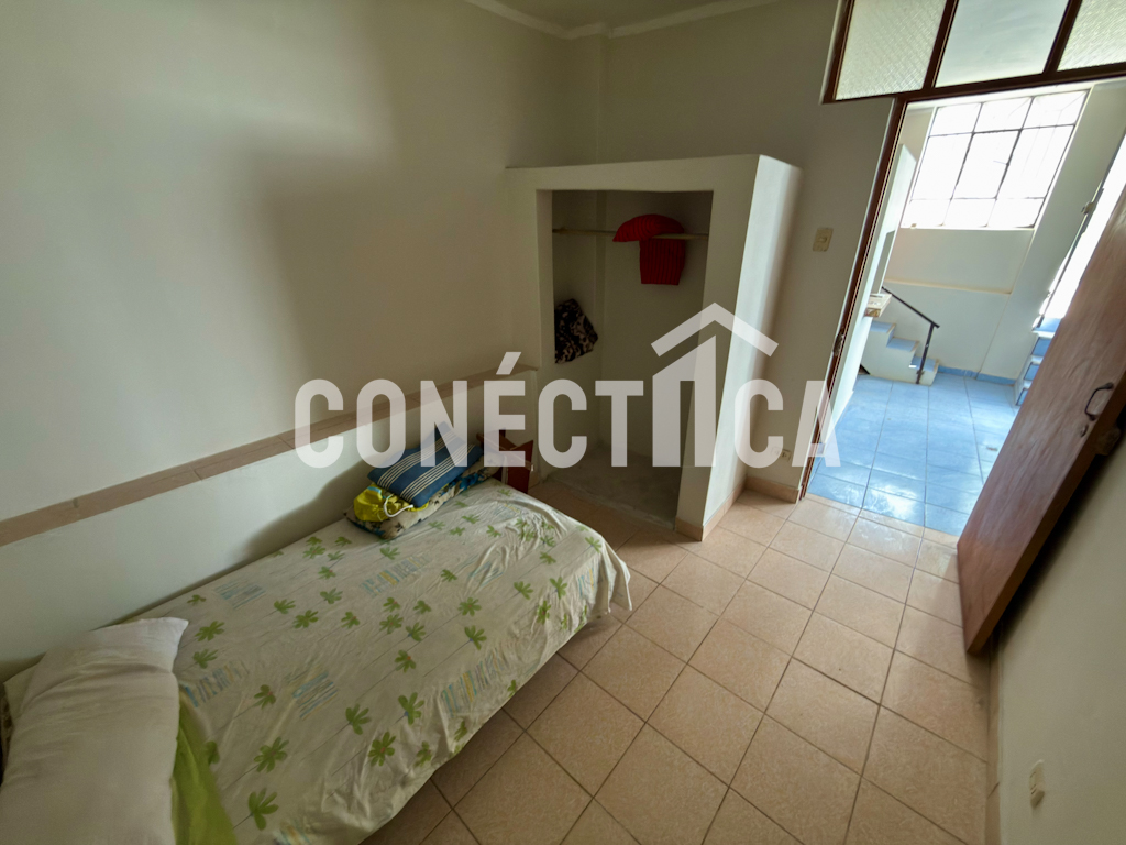 SE VENDE CASA 02 PISOS EN ESQUINA EN CALLE MANUEL UBALDE CON ANCASH, MCAL NIETO, MOQUEGUA 🏠✨📍 - Imagen 13