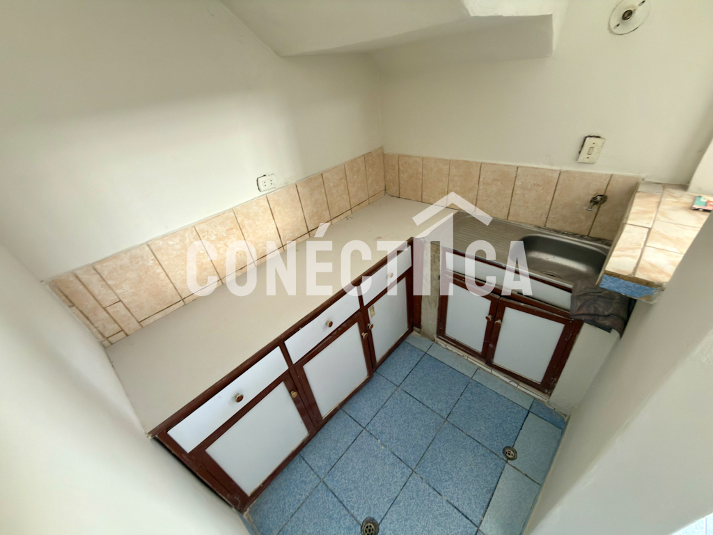 SE VENDE CASA 02 PISOS EN ESQUINA EN CALLE MANUEL UBALDE CON ANCASH, MCAL NIETO, MOQUEGUA 🏠✨📍 - Imagen 14