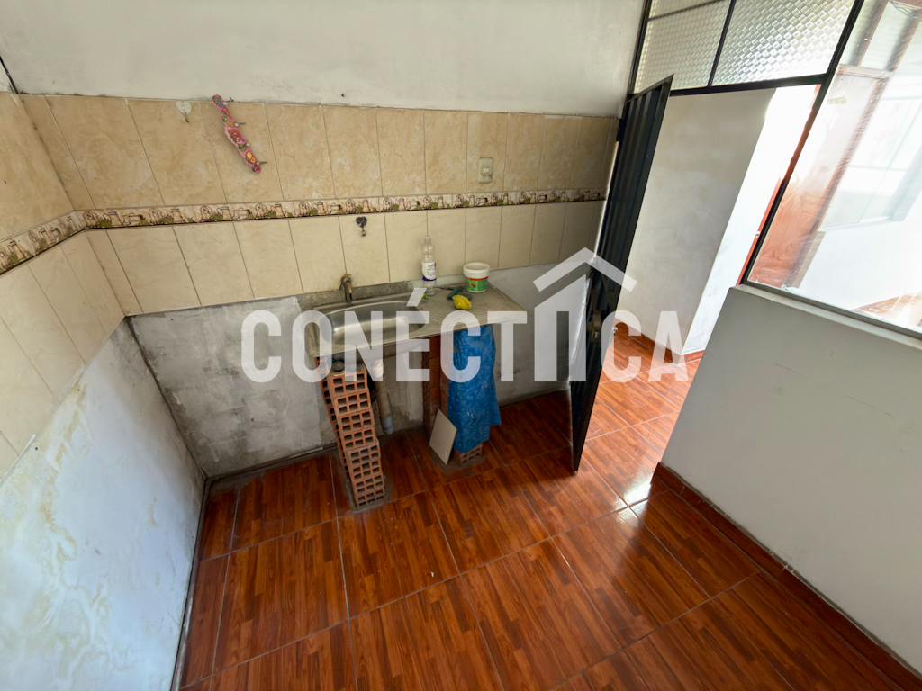 SE VENDE CASA 02 PISOS EN ESQUINA EN CALLE MANUEL UBALDE CON ANCASH, MCAL NIETO, MOQUEGUA 🏠✨📍 - Imagen 24
