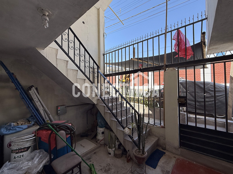 ¡SE VENDE AMPLIA CASA DE 3 PISOS EN SAMEGUA – MOQUEGUA! - Imagen 6