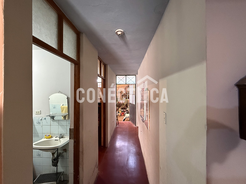 ¡SE VENDE AMPLIA CASA DE 3 PISOS EN SAMEGUA – MOQUEGUA! - Imagen 8