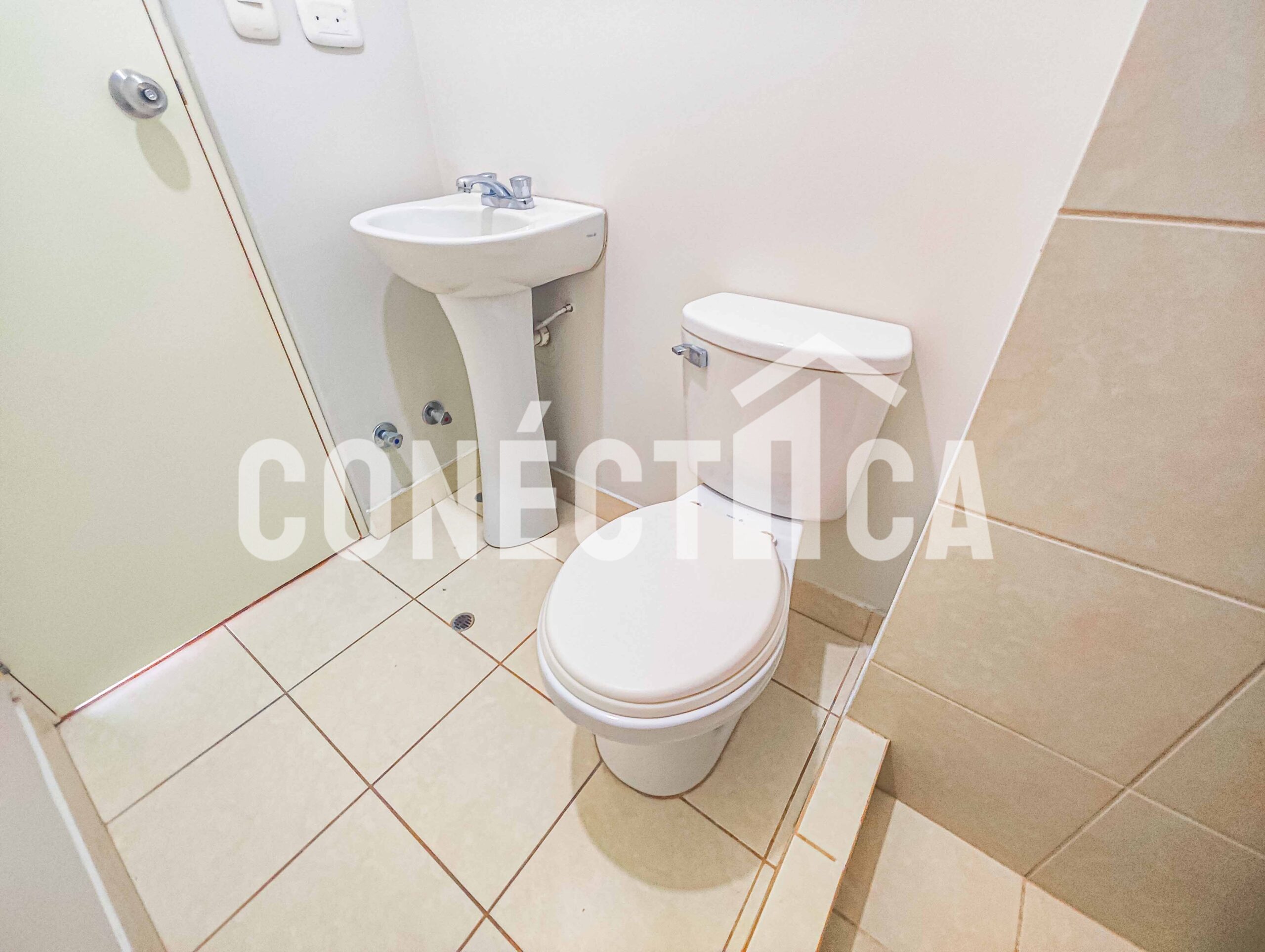 Venta de Departamento en Altozano (8avo. Piso) - Tacna - Imagen 8