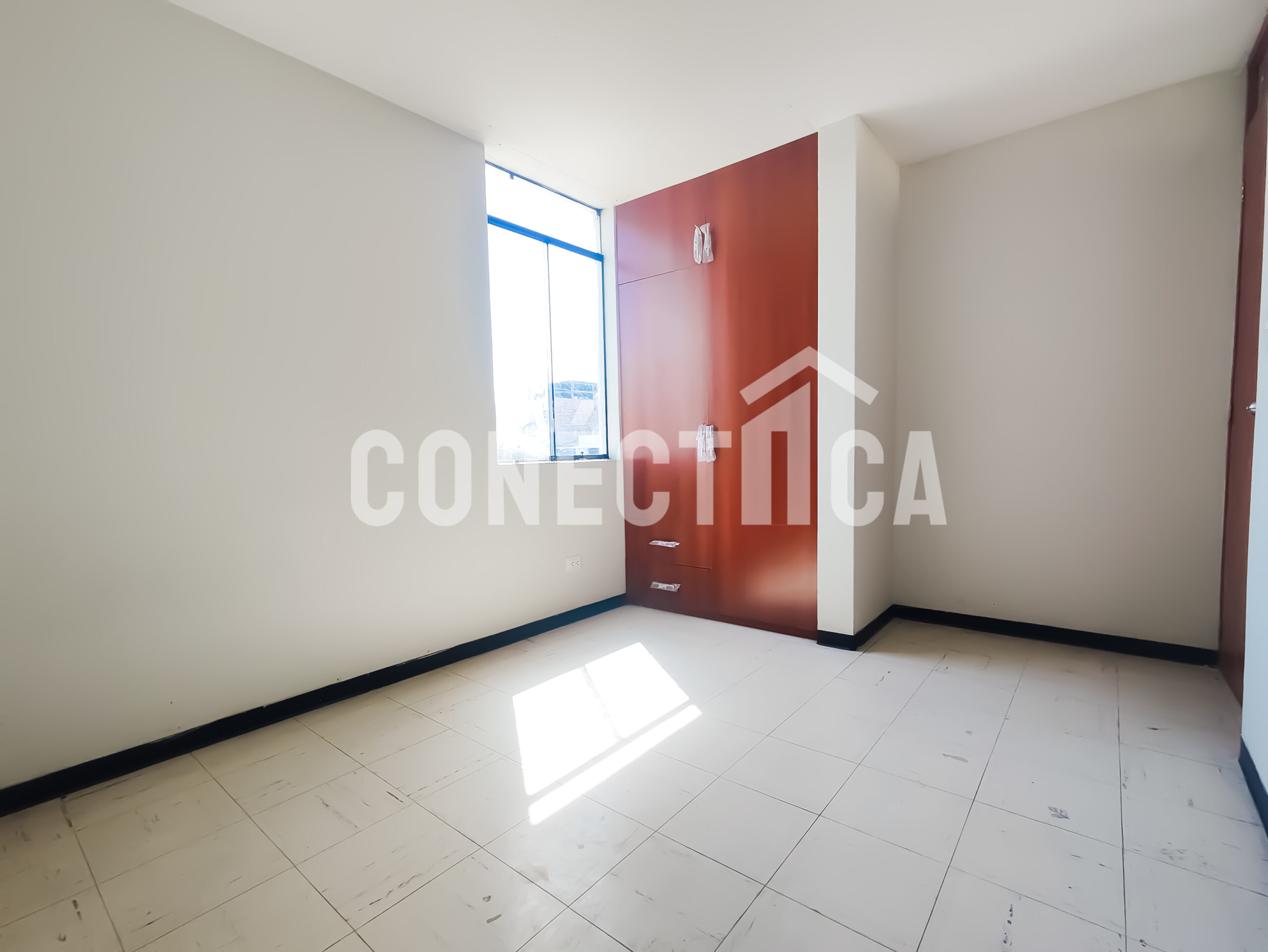 VENTA DE DEPARTAMENTO EN ALFONSO UGARTE (GREG. ALBARRACÍN) TACNA - Imagen 5