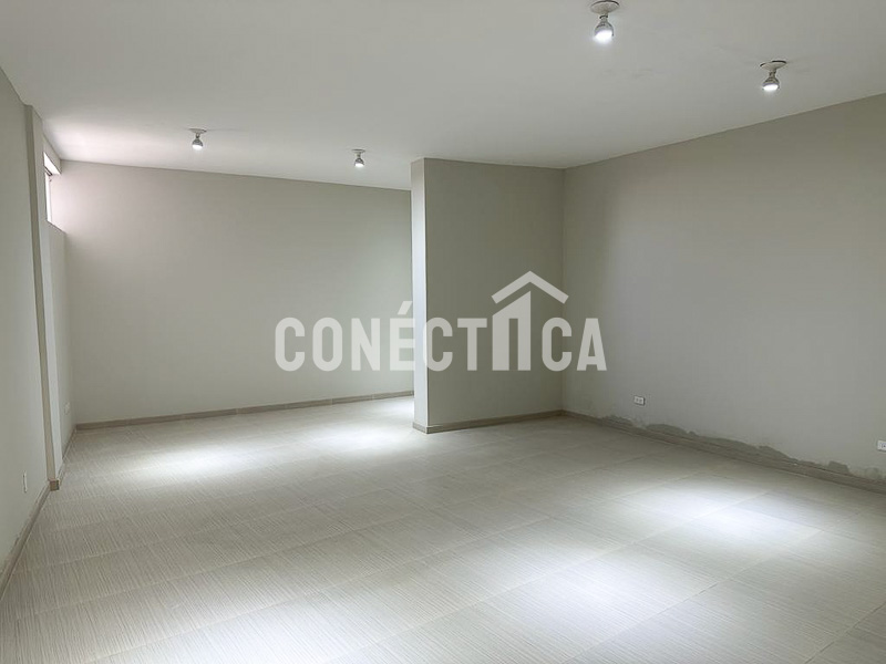🏢 ¡ALQUILER DE LOCAL COMERCIAL! - Imagen 3