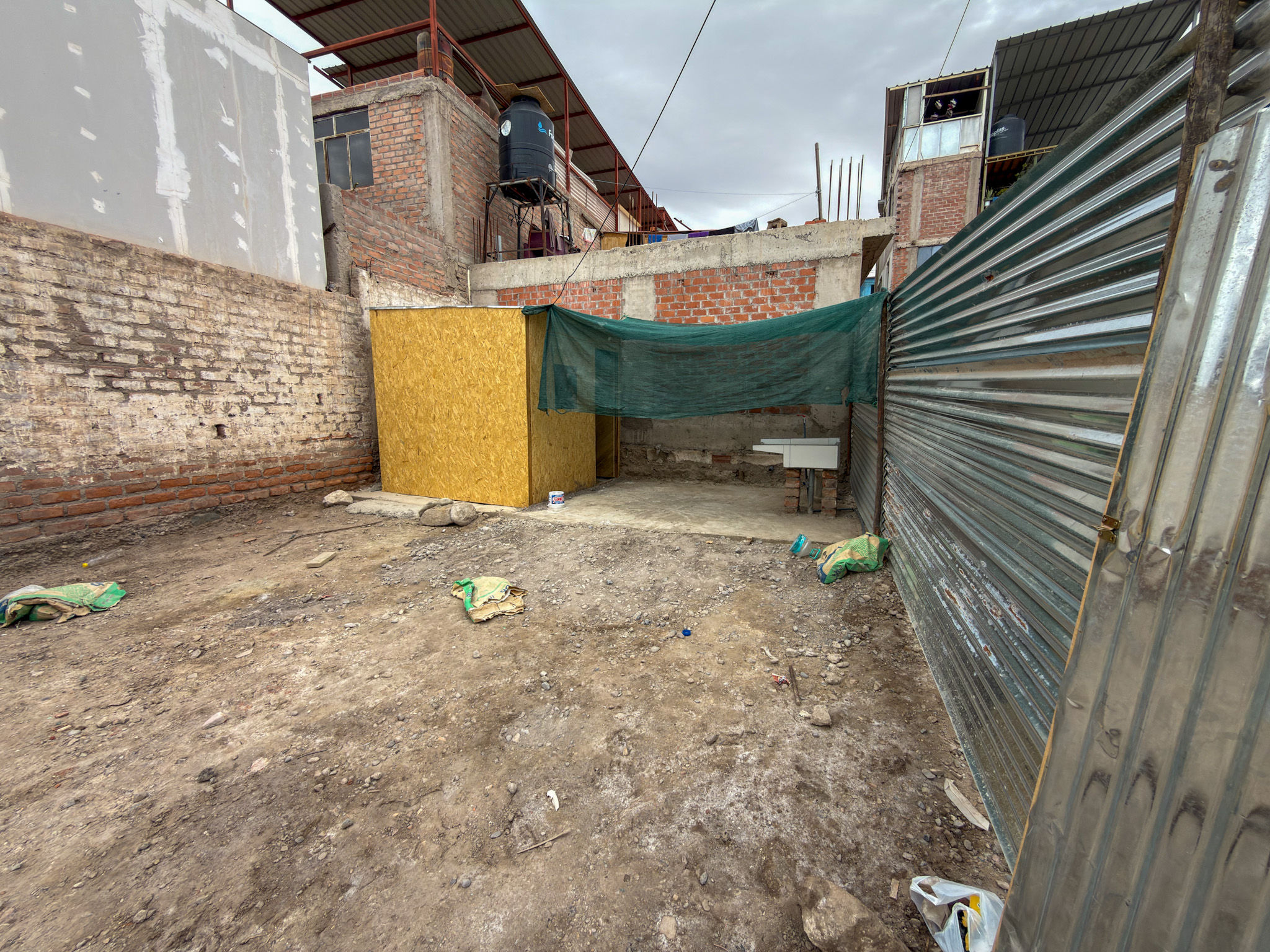 TERRENO EN VENTA DE 99 M2 EN SAMEGUA, MOQUEGUA. - Imagen 2